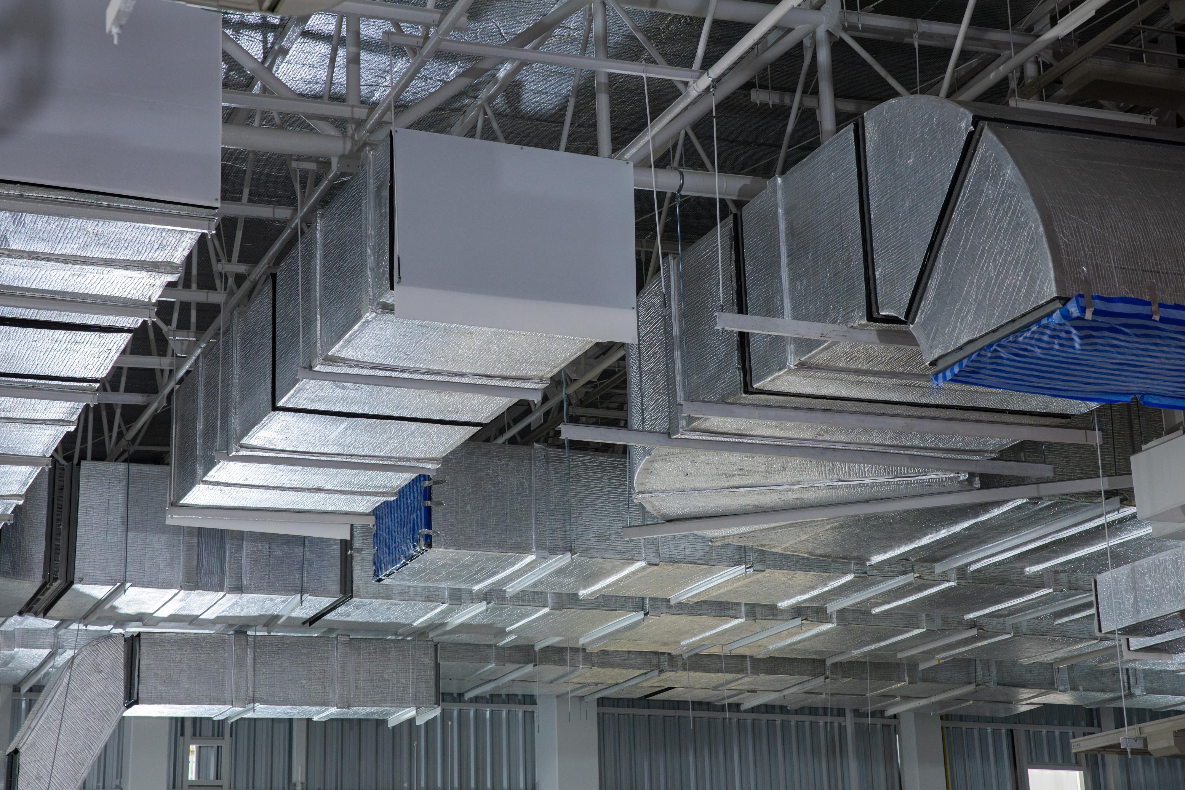 الدكت مسبق العزل Pre-insulated duct